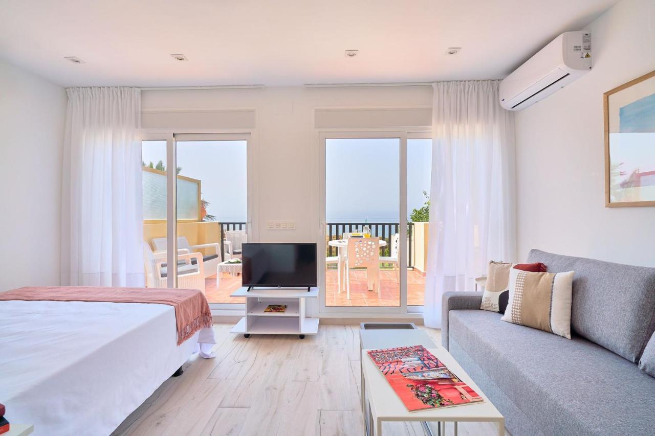 Apartemen Lovely Golondrinas - 1ª Linea De Playa - Urb Privada Marbella